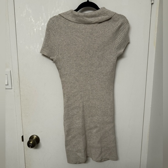 Abercrombie knit sweater dress - Size Medium - Picture 2 of 4